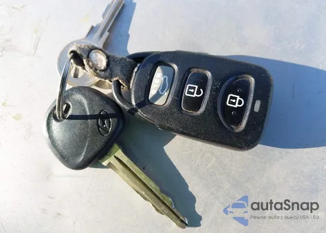 2017 Hyundai Elantra Se из США, поврежденный, VIN 5NPD84LF9HH106088